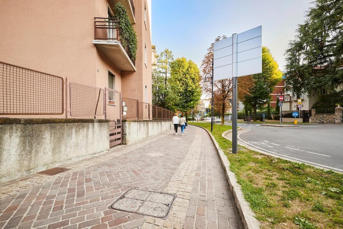 ברגמו 100M Dalla Funicolare Di Citta Alta- 10 Ospiti מראה חיצוני תמונה